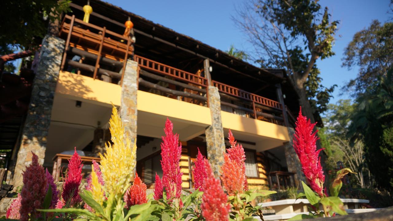 Phutarntree Resort Chiang Mai Exterior photo