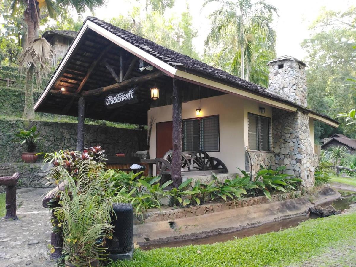 Phutarntree Resort Chiang Mai Exterior photo