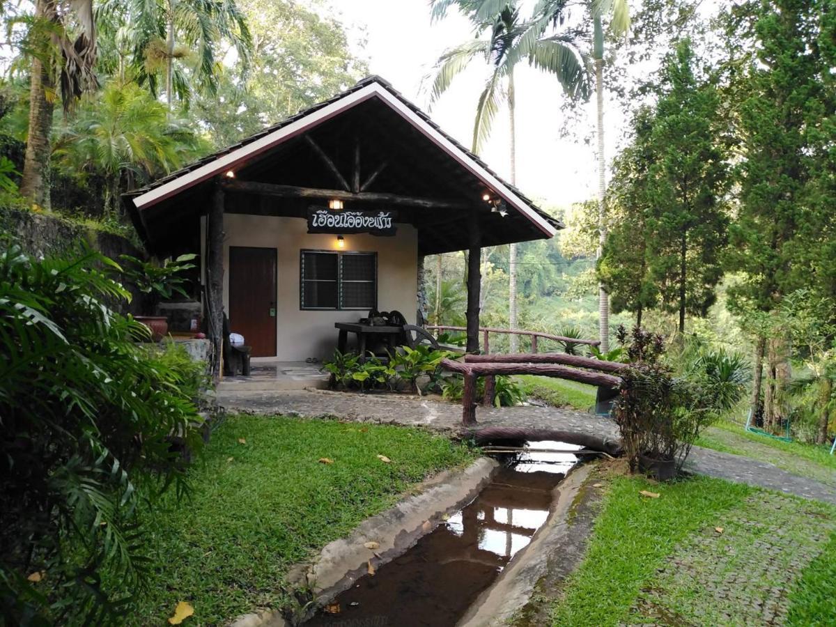 Phutarntree Resort Chiang Mai Exterior photo